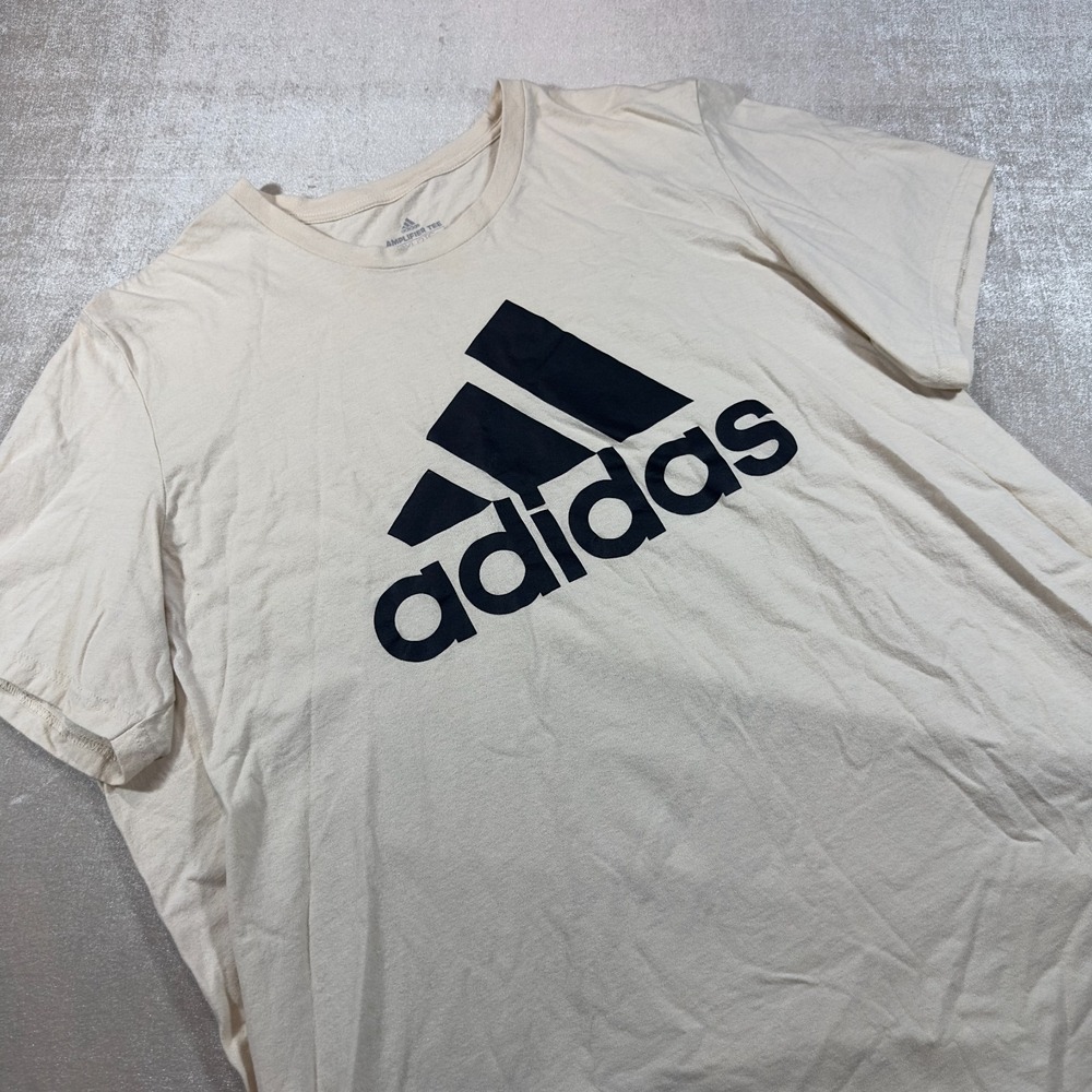 Adidas Amplifier Tee Mens 2XL Cream Beige Logo Graphic T Shirt Short Sleeve